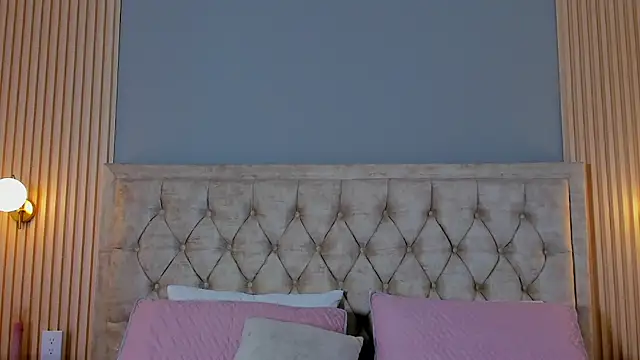 Hera goddesss online show from September 2025 07:52:01 PM