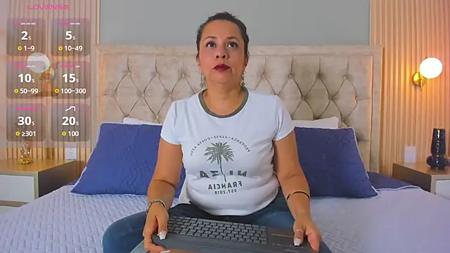 Hera goddesss online show from November 2025 07:46:02 PM