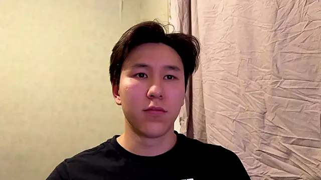 Snapshot of aliktasty chatting on December 2025 04:56:01 PM aliktasty online show from December 2025 04:56:01 PM