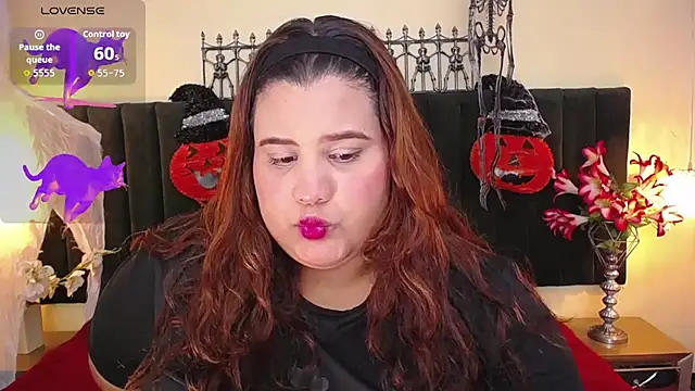 ailyn maury online show from November 2025 01:38:01 AM