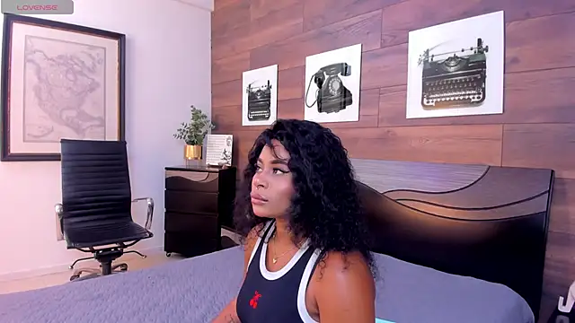 SammyDesire 10 online show from February 2026 07:43:01 PM