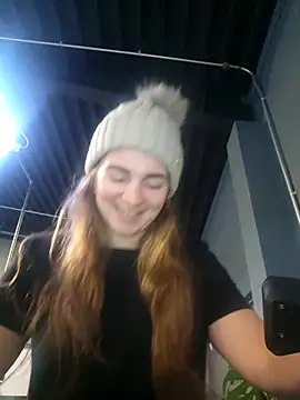 Snapshot of Amesthyst_destiny chatting on January 2026 05:26:01 PM Amesthyst destiny online show from January 2026 05:26:01 PM