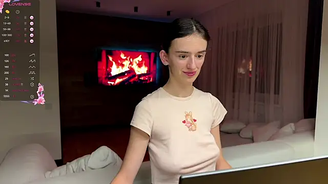 Snapshot of TwinTemptations chatting on October 2025 08:39:02 PM TwinTemptations online show from October 2025 08:39:02 PM