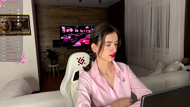 Snapshot of TwinTemptations chatting on October 2025 07:25:02 PM TwinTemptations online show from October 2025 07:25:02 PM