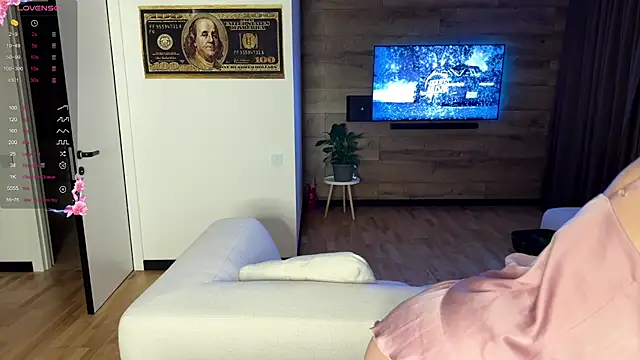 Snapshot of TwinTemptations chatting on October 2025 06:10:01 PM TwinTemptations online show from October 2025 06:10:01 PM