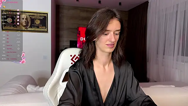 Snapshot of TwinTemptations chatting on November 2025 09:48:01 PM TwinTemptations online show from November 2025 09:48:01 PM