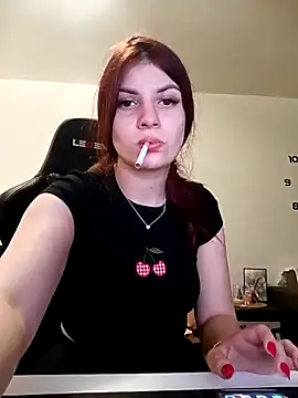MeCherryy online show from April 2026 06:31:01 PM