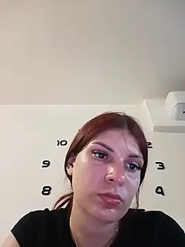 MeCherryy online show from June 2026 06:19:02 PM