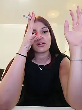 MeCherryy online show from June 2026 06:50:01 PM