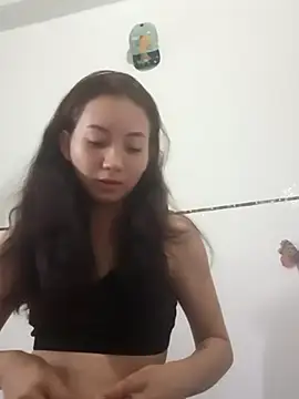 Snapshot of lola3baby chatting on March 2025 03:24:02 PM lola3baby online show from March 2025 03:24:02 PM