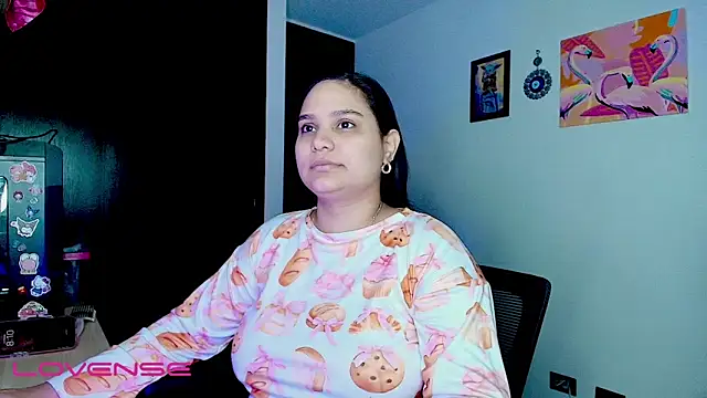 ashliecooperrr online show from December 2025 01:10:01 AM