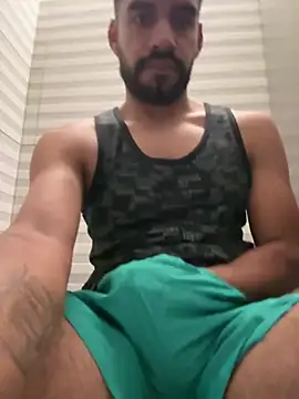 Snapshot of Leon__Hart_ chatting on July 2026 05:37:01 PM Leon Hart online show from July 2026 05:37:01 PM