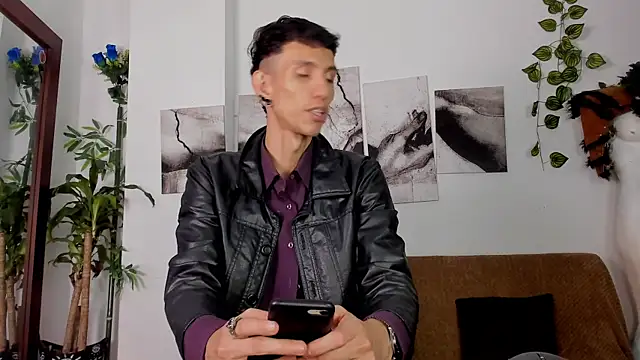 Giotrashy online show from November 2025 10:20:01 PM