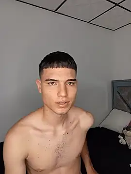 Snapshot of Saul_yei chatting on November 2025 11:48:01 PM Saul yei online show from November 2025 11:48:01 PM