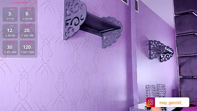 Snapshot of may_fox06 chatting on October 2025 10:47:01 AM may fox06 online show from October 2025 10:47:01 AM