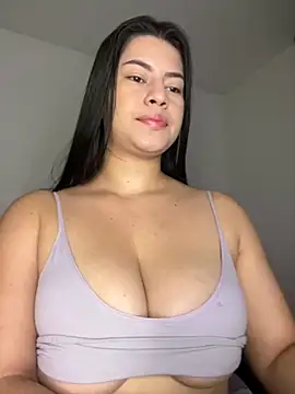 Snapshot of Saanvi21 chatting on November 2025 09:30:02 AM Saanvi21 online show from November 2025 09:30:02 AM