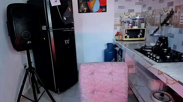 Snapshot of adam_angelssss chatting on November 2025 08:20:02 PM adam angelssss online show from November 2025 08:20:02 PM