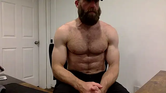 Snapshot of clarkefit chatting on October 2025 01:00:02 AM clarkefit online show from October 2025 01:00:02 AM