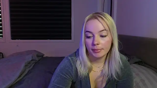 Snapshot of margot_robbie7 chatting on October 2025 10:52:02 PM margot robbie7 online show from October 2025 10:52:02 PM