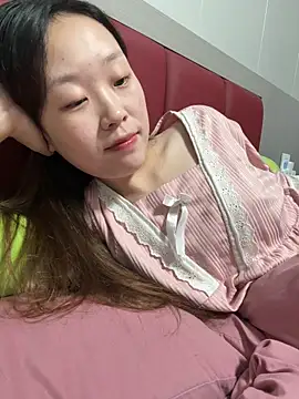 Minnie-66 online show from October 2025 12:01:02 PM