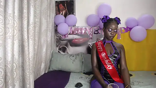 Snapshot of blackrose001 chatting on February 2026 09:25:02 PM blackrose001 online show from February 2026 09:25:02 PM