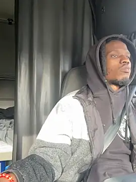 Sir-Tucker online show from March 2025 08:59:01 PM