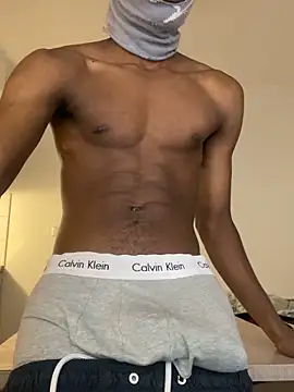 Renoirmonter online show from September 2025 09:40:02 PM