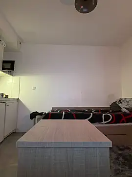 Renoirmonter online show from May 2026 07:27:01 AM