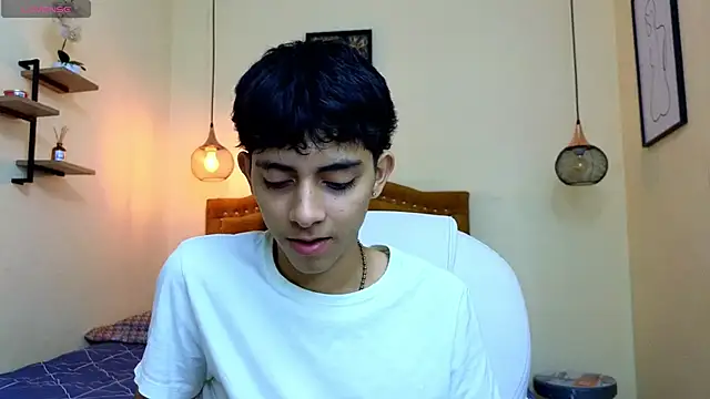 Snapshot of Matty_Sparkk chatting on March 2025 12:45:02 PM Matty Sparkk online show from March 2025 12:45:02 PM