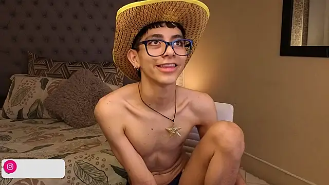 Snapshot of Matty_Sparkk chatting on September 2025 01:56:01 PM Matty Sparkk online show from September 2025 01:56:01 PM