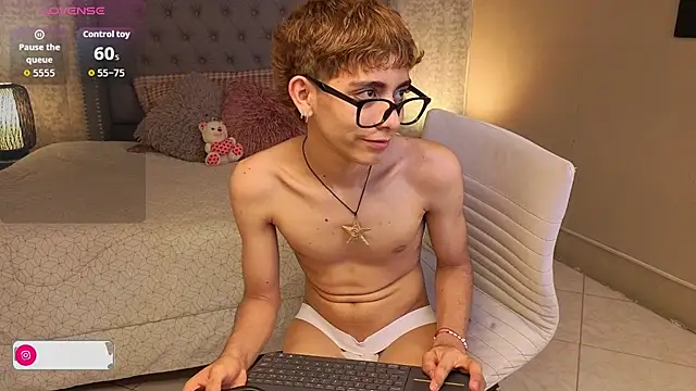 Snapshot of Matty_Sparkk chatting on October 2025 01:53:02 PM Matty Sparkk online show from October 2025 01:53:02 PM