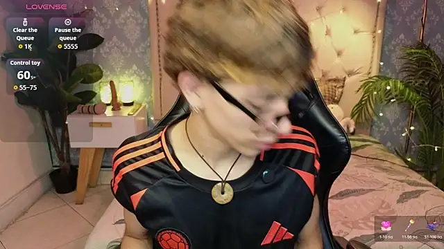 Matty Sparkk online show from March 2026 01:07:02 PM