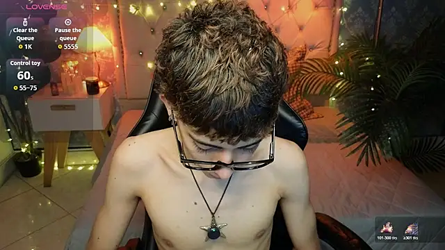 Matty Sparkk online show from March 2026 01:05:02 PM