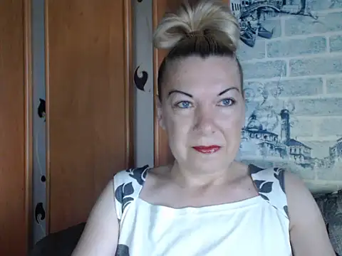 Lillia Ray online show from June 2026 06:40:02 AM