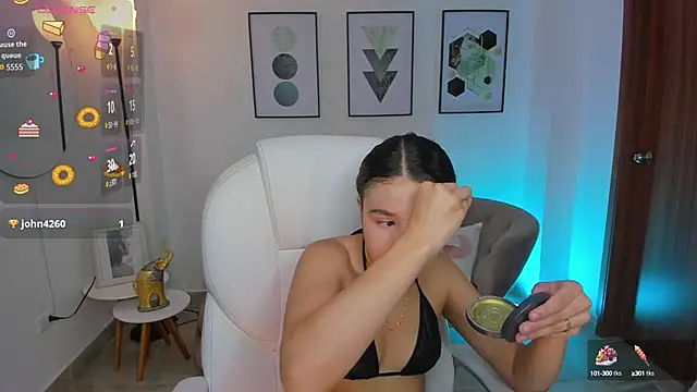 Danaa Rouse online show from September 2025 07:06:02 PM