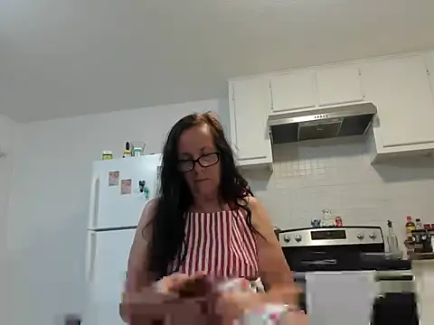 peachgoddess online show from April 2026 02:42:01 AM