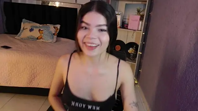 sweet c4ndy online show from December 2025 02:58:02 PM