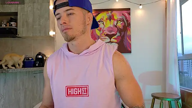 Snapshot of Ryannblue07 chatting on October 2025 10:32:02 PM Ryannblue07 online show from October 2025 10:32:02 PM