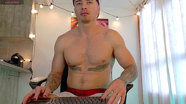 Snapshot of Ryannblue07 chatting on October 2025 08:53:02 PM Ryannblue07 online show from October 2025 08:53:02 PM