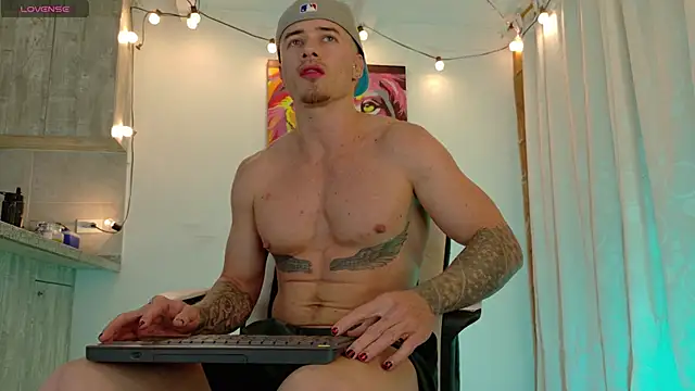 Snapshot of Ryannblue07 chatting on October 2025 12:56:02 AM Ryannblue07 online show from October 2025 12:56:02 AM