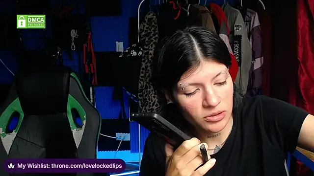 lovelockedlips online show from June 2026 07:47:02 PM