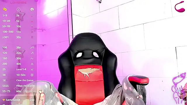 Dayana Dias online show from February 2026 12:01:02 PM