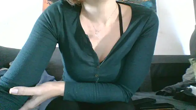 Snapshot of Ladyhot25 chatting on March 2025 10:27:02 AM Ladyhot25 online show from March 2025 10:27:02 AM