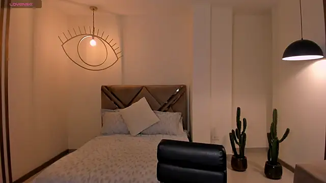 Snapshot of MaiaCollins chatting on February 2026 06:52:01 PM MaiaCollins online show from February 2026 06:52:01 PM