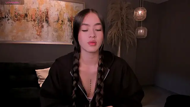 Snapshot of MaiaCollins chatting on March 2026 05:42:02 PM MaiaCollins online show from March 2026 05:42:02 PM