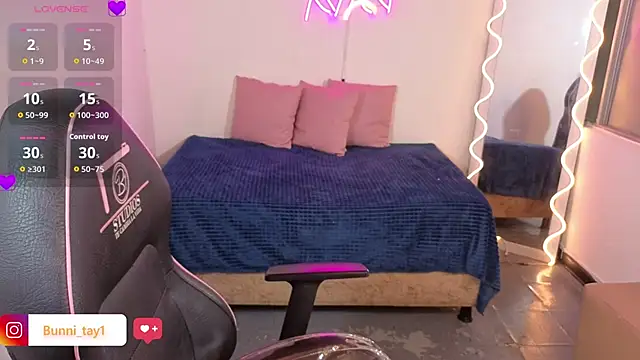 Malory tay1 online show from October 2025 07:14:02 PM