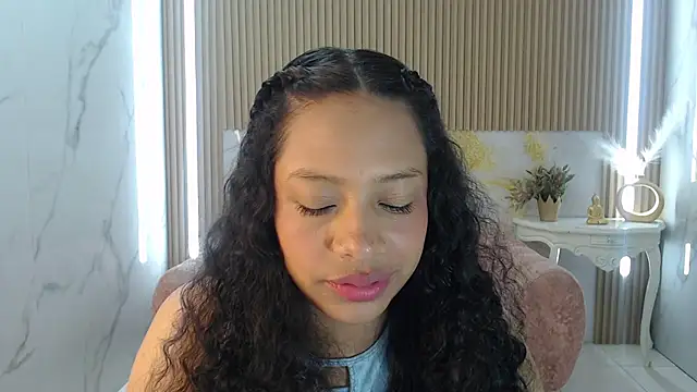 zhara rose s online show from March 2025 07:03:02 AM