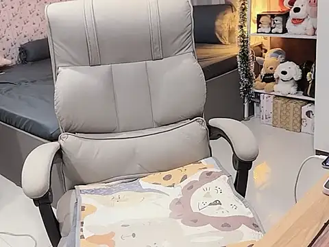 Nabiii6868 online show from December 2025 04:13:01 PM