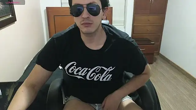 Snapshot of hardaftercum chatting on March 2025 03:55:02 AM hardaftercum online show from March 2025 03:55:02 AM