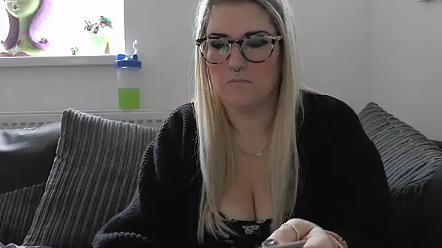 Sizzling Indie36 online show from November 2025 01:55:01 PM